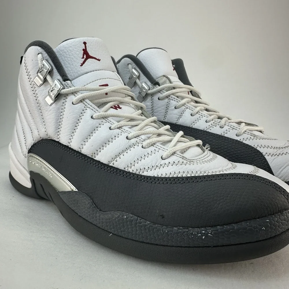Jordan authentic nike